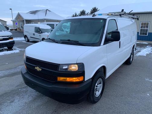 2022 Chevrolet Express 2500 RWD 2500 Regular Wheelbase WT