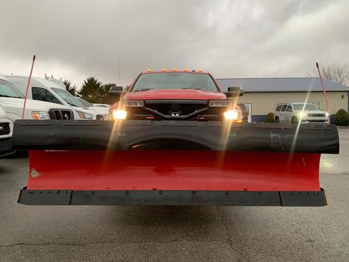 2018 RAM 3500 Tradesman Crew Cab 4x4 6'4' Box