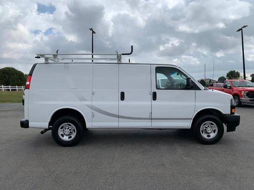 2021 Chevrolet Express 2500 RWD 2500 Regular Wheelbase WT