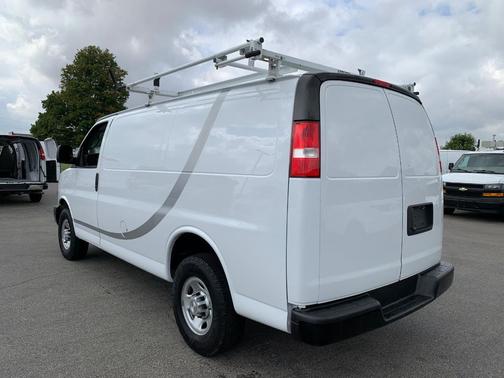 2021 Chevrolet Express 2500 RWD 2500 Regular Wheelbase WT