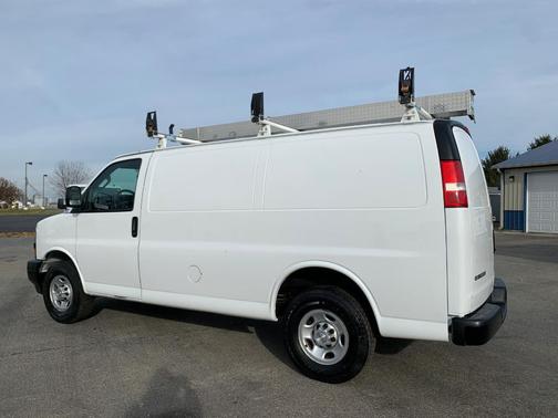 2021 Chevrolet Express 2500 RWD 2500 Regular Wheelbase WT