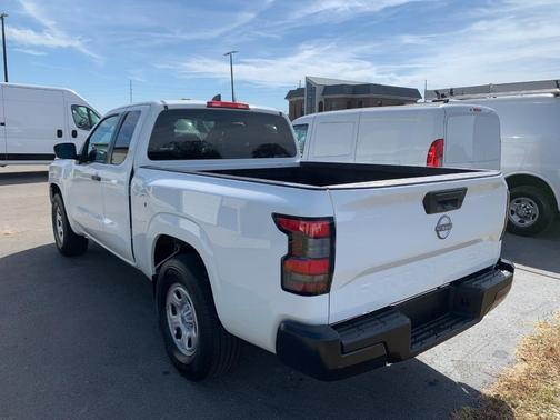 2024 Nissan Frontier S