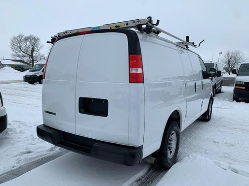 2020 Chevrolet Express 2500 RWD 2500 Regular Wheelbase WT