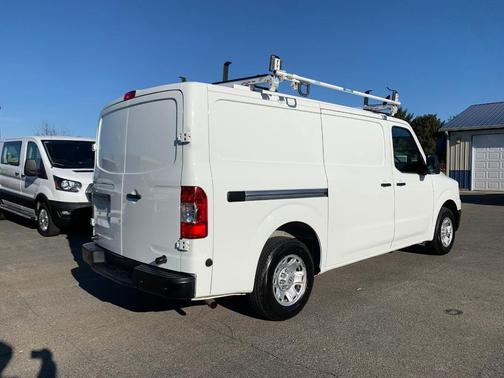 2016 Nissan NV Cargo NV2500 HD SV V6