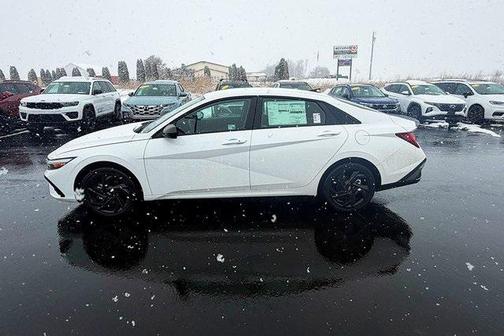 2026 Hyundai ELANTRA HEV SEL Sport