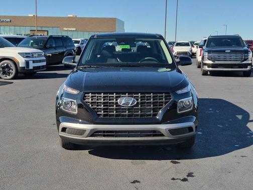 2026 Hyundai VENUE SE
