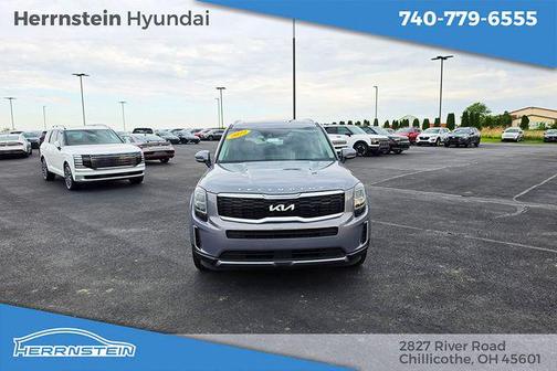 Everlasting Silver 2022 Kia Telluride EX