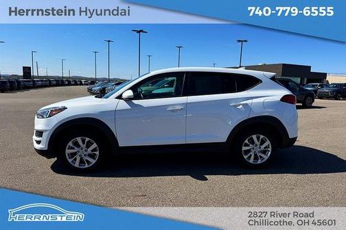 2021 Hyundai TUCSON SE