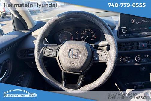 Platinum White Pearl 2024 Honda HR-V LX