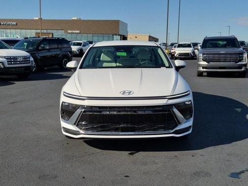 2026 Hyundai SONATA SEL