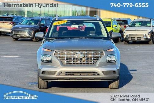 2024 Hyundai VENUE SEL