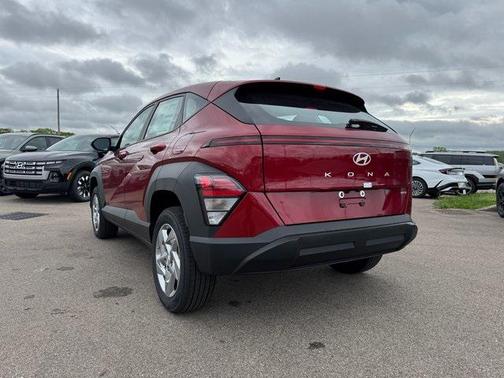 2025 Hyundai KONA SE