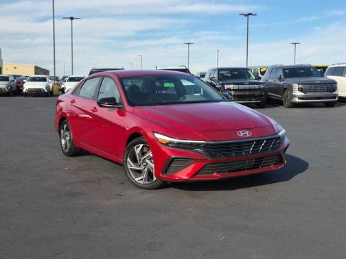 2025 Hyundai ELANTRA Sport