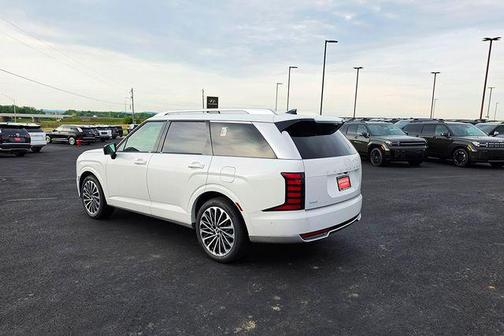 Creamy White Pearl 2026 Hyundai Palisade Hybrid Calligraphy