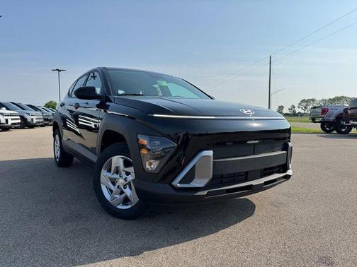 2025 Hyundai KONA SE