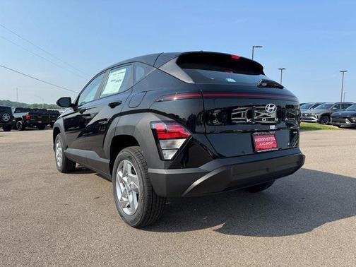 2025 Hyundai KONA SE