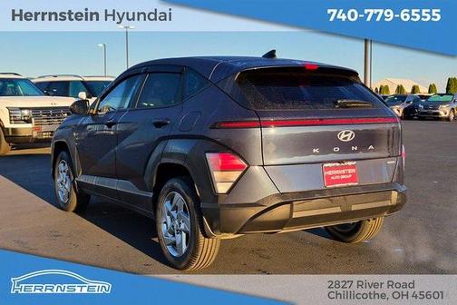 2025 Hyundai KONA SE