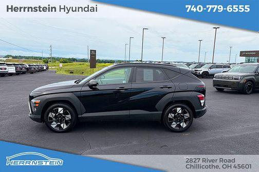 Abyss Black 2024 Hyundai KONA SEL