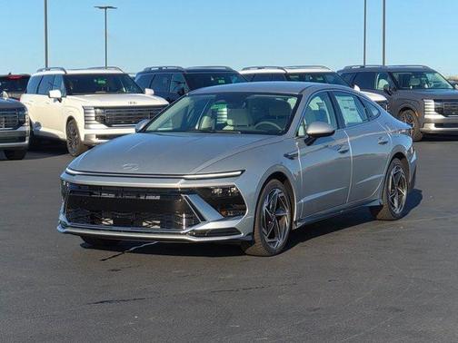 2026 Hyundai SONATA SEL