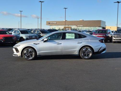 2026 Hyundai SONATA SEL