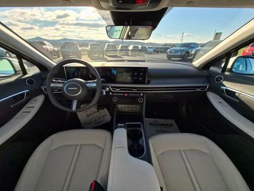 2026 Hyundai SONATA SEL