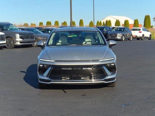 2026 Hyundai SONATA SEL