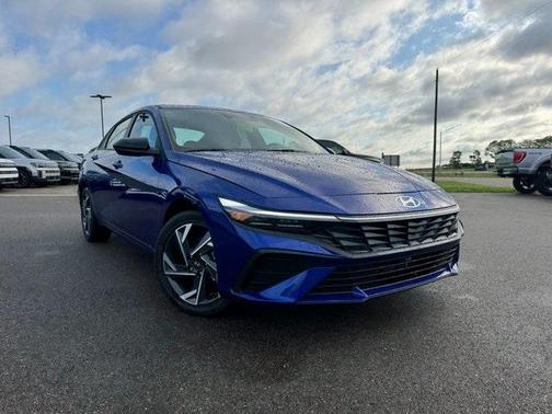 2025 Hyundai ELANTRA HEV SEL Sport