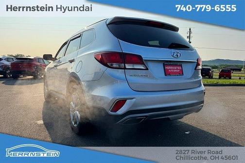 2017 Hyundai SANTA FE SE