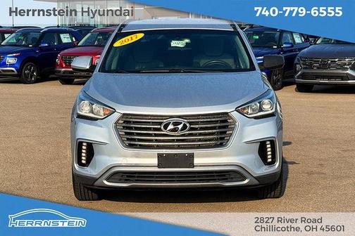 2017 Hyundai SANTA FE SE