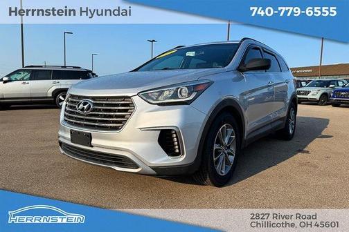 2017 Hyundai SANTA FE SE
