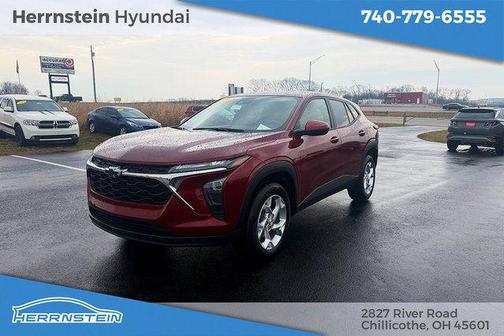 2025 Chevrolet Trax LS