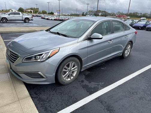2017 Hyundai SONATA SE