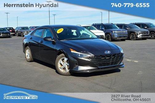 2021 Hyundai ELANTRA SE