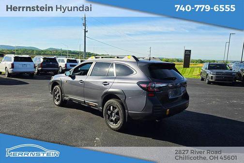 Magnetite Gray Metallic 2025 Subaru Outback Wilderness