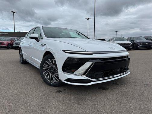 Serenity White 2025 Hyundai SONATA Hybrid SE Sedan