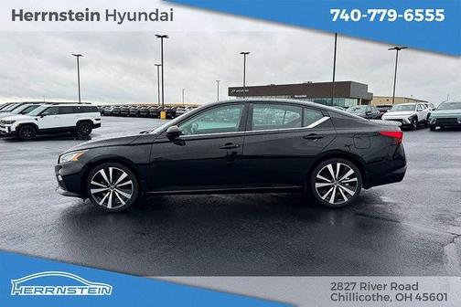 2020 Nissan Altima SR FWD