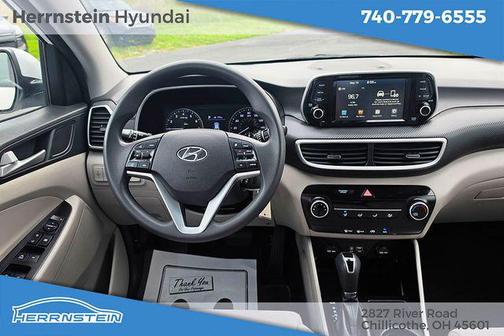White Cream 2021 Hyundai TUCSON SE