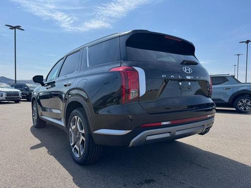 2025 Hyundai PALISADE SEL Premium