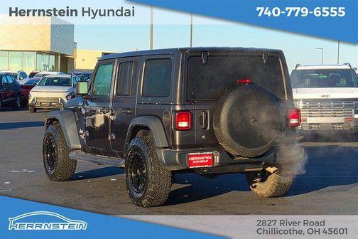 Granite Crystal Metallic Clearcoat 2018 Jeep Wrangler Unlimited Sport