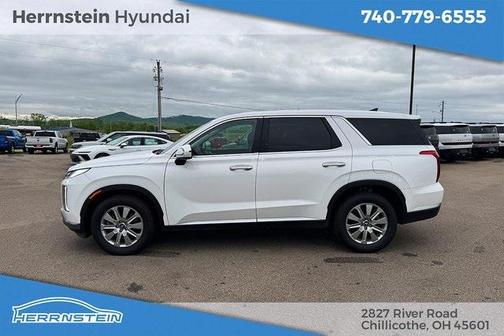 2025 Hyundai PALISADE SE