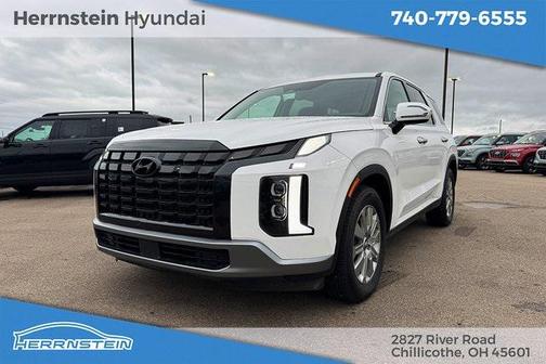 2025 Hyundai PALISADE SE