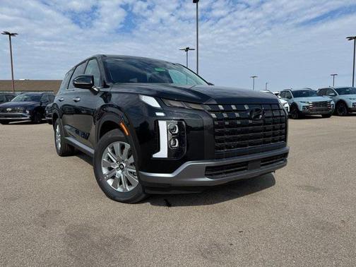2025 Hyundai PALISADE SE