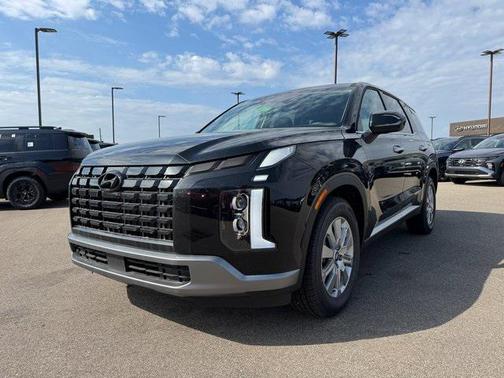 2025 Hyundai PALISADE SE