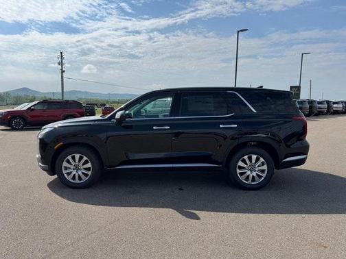 2025 Hyundai PALISADE SE