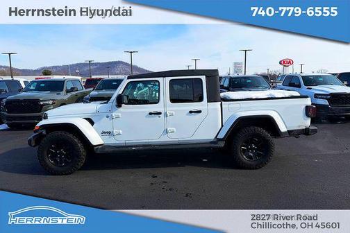 2023 Jeep Gladiator Overland