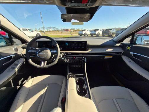 2026 Hyundai SONATA Hybrid SE