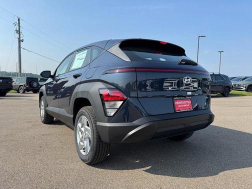 2025 Hyundai KONA SE