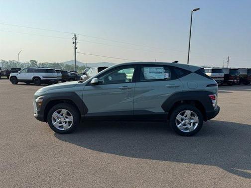 2025 Hyundai KONA SE