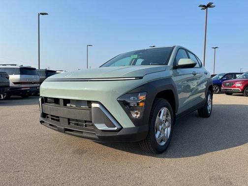 2025 Hyundai KONA SE