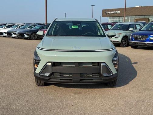 2025 Hyundai KONA SE
